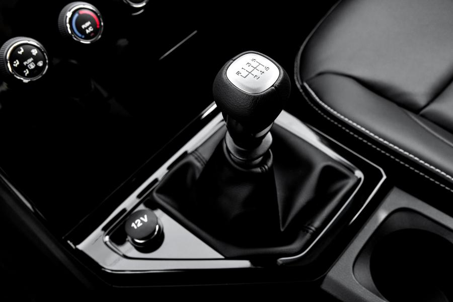 Детали интерьера WuLing Hongguang Plus 2019 года  (фото 14 из 49)